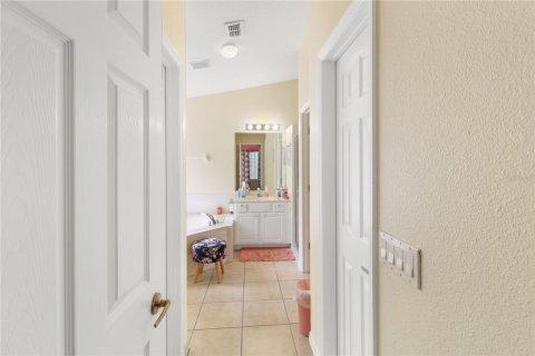 Casa en venta en Kissimmee, Florida, 4 dormitorios, 208.47 m2 № 1833662 - foto 21