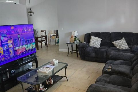 Casa en venta en Davenport, Florida, 4 dormitorios, 145.67 m2 № 2114154 - foto 5
