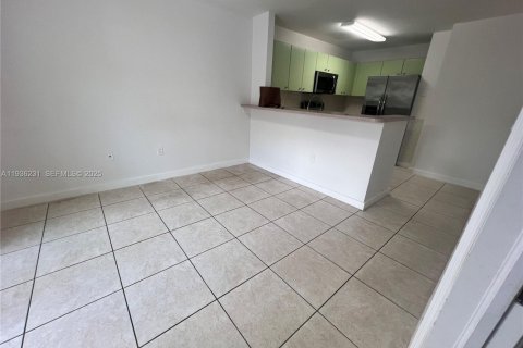 Apartment in Cutler Bay, Florida 1 bedroom, 136.38 sq.m. № 1994303 - photo 6