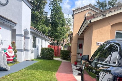 Apartment in Cutler Bay, Florida 1 bedroom, 136.38 sq.m. № 1994303 - photo 1