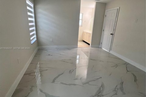 Apartment in Cutler Bay, Florida 1 bedroom, 136.38 sq.m. № 1994303 - photo 15