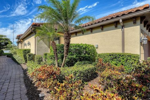 Villa ou maison à vendre à Nokomis, Floride: 2 chambres, 157.56 m2 № 2431029 - photo 5