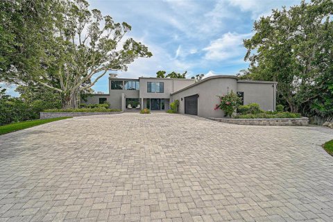 Villa ou maison à vendre à Sarasota, Floride: 4 chambres, 471.76 m2 № 1796116 - photo 1