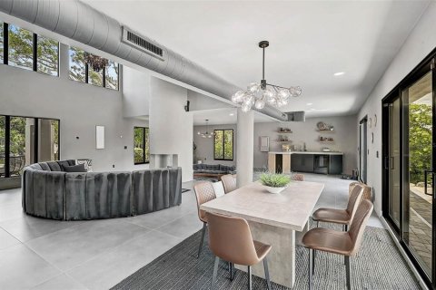 Villa ou maison à vendre à Sarasota, Floride: 4 chambres, 471.76 m2 № 1796116 - photo 17