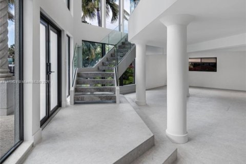 Villa ou maison à vendre à Fort Lauderdale, Floride: 5 chambres, 348.1 m2 № 1898176 - photo 4
