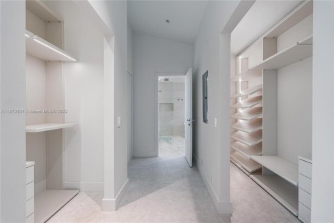 Villa ou maison à vendre à Fort Lauderdale, Floride: 5 chambres, 348.1 m2 № 1898176 - photo 23