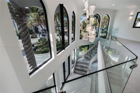 Villa ou maison à vendre à Fort Lauderdale, Floride: 5 chambres, 348.1 m2 № 1898176 - photo 3