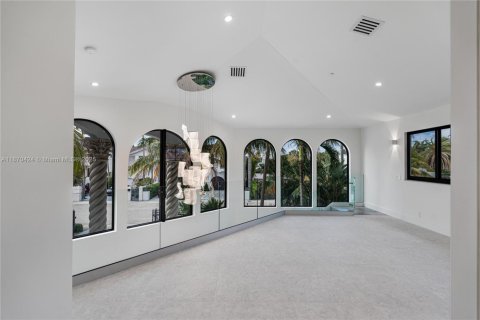 Villa ou maison à vendre à Fort Lauderdale, Floride: 5 chambres, 348.1 m2 № 1898176 - photo 17