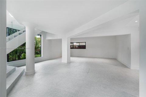 Villa ou maison à vendre à Fort Lauderdale, Floride: 5 chambres, 348.1 m2 № 1898176 - photo 5