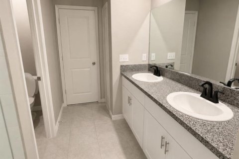House in Riverview, Florida 4 bedrooms, 244.8 sq.m. № 2129693 - photo 7