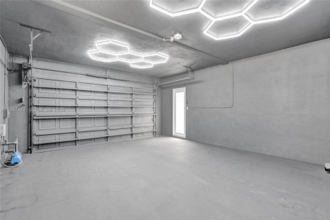 Villa ou maison à vendre à Hollywood, Floride: 4 chambres, 230.12 m2 № 2004789 - photo 28