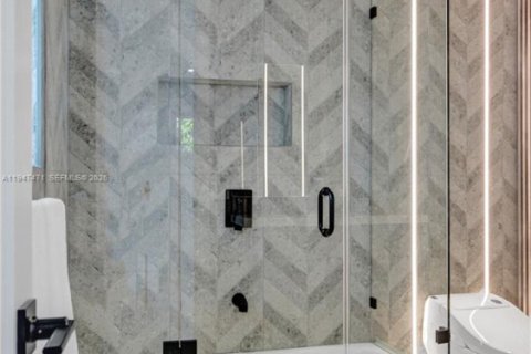 Villa ou maison à vendre à Hollywood, Floride: 4 chambres, 230.12 m2 № 2004789 - photo 26