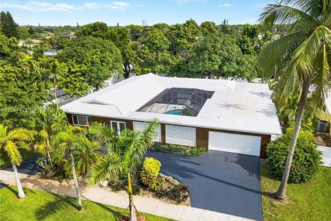 Villa ou maison à Hollywood, Floride 4 chambres, 230.12 m2 № 2004789