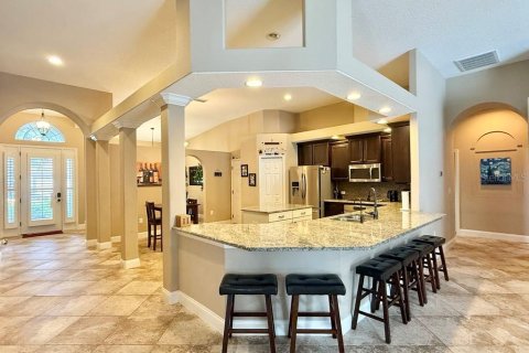 House in Land O' Lakes, Florida 5 bedrooms, 277.68 sq.m. № 1629968 - photo 21