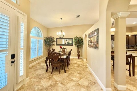 House in Land O' Lakes, Florida 5 bedrooms, 277.68 sq.m. № 1629968 - photo 9