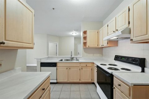 Купить кондоминиум в Мейтленд, Флорида 7 комнат, 127.46м2, № 1901541 - фото 13