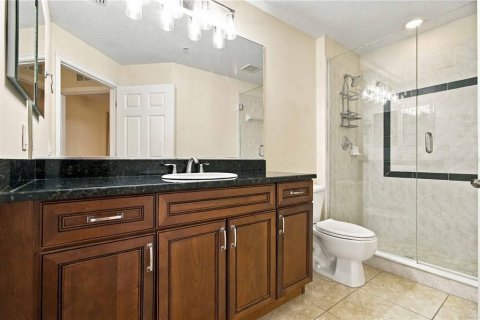 Condo in Lakewood Ranch, Florida, 2 bedrooms  № 2396834 - photo 28