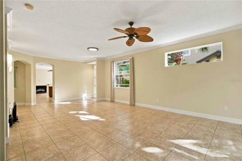 Condo in Lakewood Ranch, Florida, 2 bedrooms  № 2396834 - photo 5