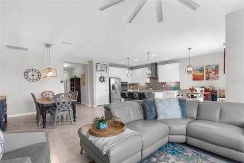 Villa ou maison à vendre à Spring Hill, Floride: 3 chambres, 169.64 m2 № 1516168 - photo 20
