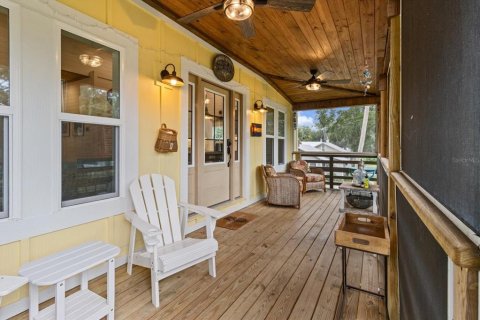House in Yankeetown, Florida 2 bedrooms, 90.3 sq.m. № 1821518 - photo 2