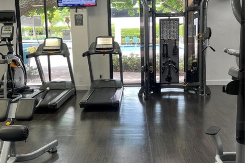 Copropriété à louer à Aventura, Floride: 1 chambre, 91.97 m2 № 1999623 - photo 6