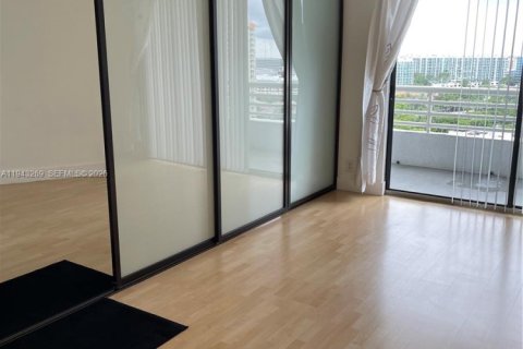 Copropriété à louer à Aventura, Floride: 1 chambre, 91.97 m2 № 1999623 - photo 23