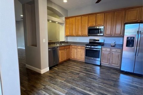 House in Cape Canaveral, Florida 4 bedrooms, 157.38 sq.m. № 2112075 - photo 12