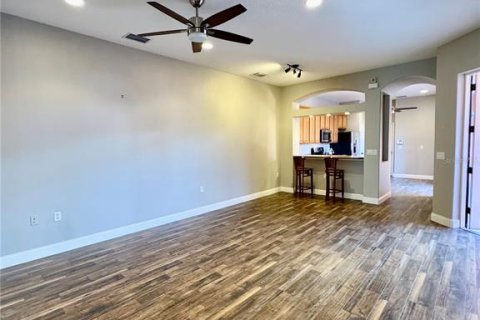 House in Cape Canaveral, Florida 4 bedrooms, 157.38 sq.m. № 2112075 - photo 10
