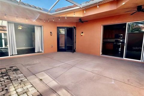 House in Cape Canaveral, Florida 4 bedrooms, 157.38 sq.m. № 2112075 - photo 5