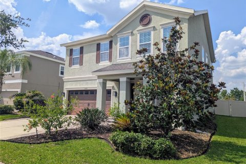 House in Wesley Chapel, Florida 4 bedrooms, 220.83 sq.m. № 1782246 - photo 3