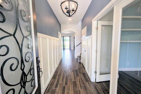 House in Wesley Chapel, Florida 4 bedrooms, 220.83 sq.m. № 1782246 - photo 5