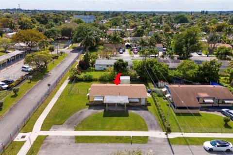 Villa ou maison à North Lauderdale, Floride 3 chambres, 115.94 m2 № 2257871