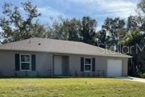 Casa en North Port, Florida 2 dormitorios, 115.11 m2 № 2111980