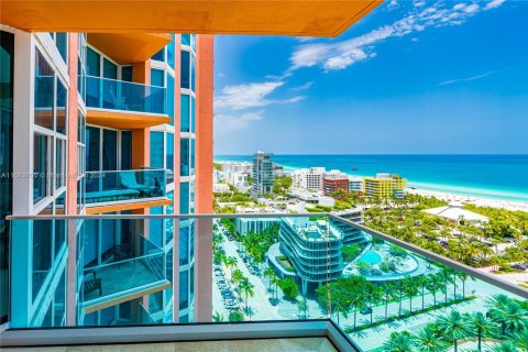 Condominio en venta en Miami Beach, Florida, 2 dormitorios, 189.52 m2 № 1862664 - foto 29