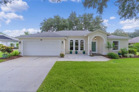 Casa en venta en Lady Lake, Florida, 3 dormitorios, 141.68 m2 № 1913121 - foto 1