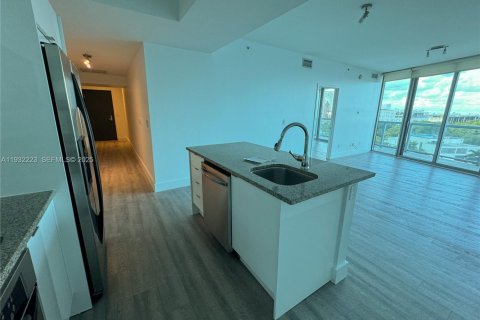 Copropriété à louer à Miami, Floride: 2 chambres, 113.34 m2 № 1990802 - photo 14