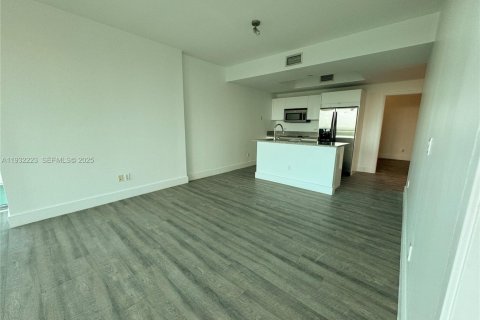 Copropriété à louer à Miami, Floride: 2 chambres, 113.34 m2 № 1990802 - photo 10