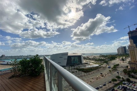 Copropriété à louer à Miami, Floride: 2 chambres, 113.34 m2 № 1990802 - photo 6