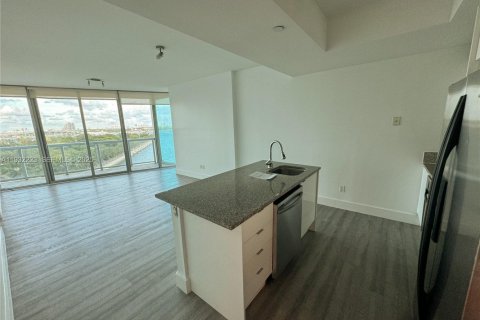Copropriété à louer à Miami, Floride: 2 chambres, 113.34 m2 № 1990802 - photo 11