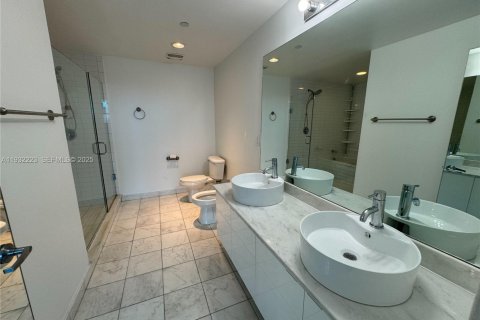Copropriété à louer à Miami, Floride: 2 chambres, 113.34 m2 № 1990802 - photo 23