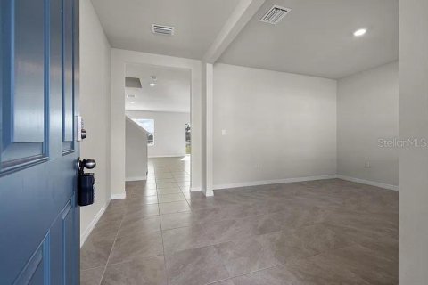 House in Parrish, Florida 5 bedrooms, 240.99 sq.m. № 2412720 - photo 3