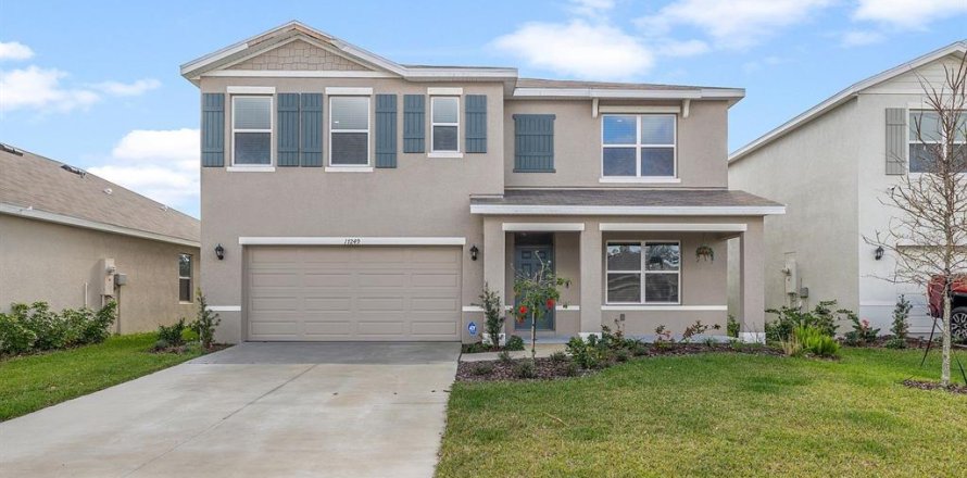 House in Parrish, Florida 5 bedrooms, 240.99 sq.m. № 2412720