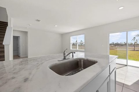 House in Parrish, Florida 5 bedrooms, 240.99 sq.m. № 2412720 - photo 10