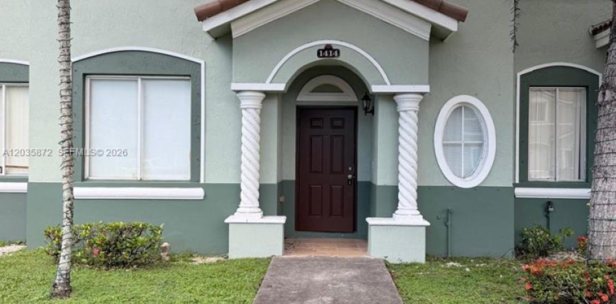 Touwnhouse à Homestead, Floride 3 chambres, 132.2 m2 № 2326739