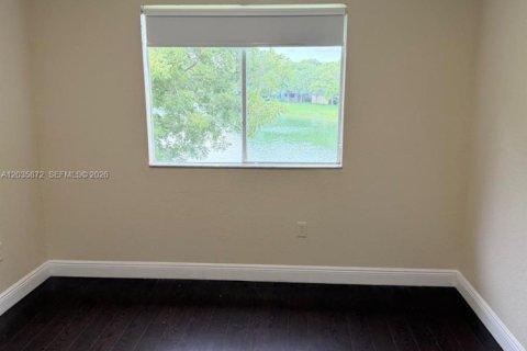 Touwnhouse à louer à Homestead, Floride: 3 chambres, 132.2 m2 № 2326739 - photo 12