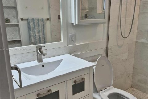 Villa ou maison à vendre à Tamarac, Floride: 2 chambres, 93.09 m2 № 2079881 - photo 15
