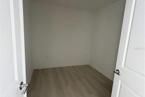 Condominio en venta en Orlando, Florida, 2 dormitorios, 95.04 m2 № 2232656 - foto 10