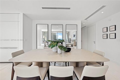 Condo in Miami, Florida, 3 bedrooms  № 1998121 - photo 8