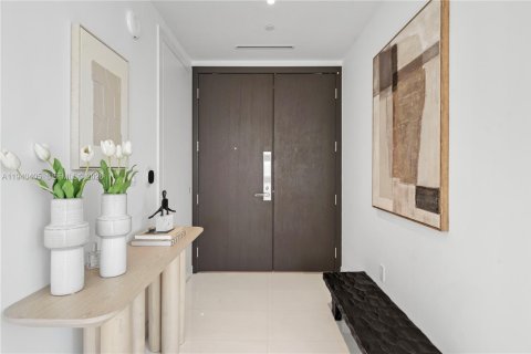 Condo in Miami, Florida, 3 bedrooms  № 1998121 - photo 7