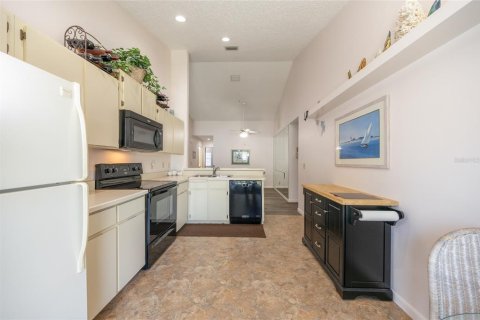 House in Palm Coast, Florida 2 bedrooms, 120.59 sq.m. № 2207852 - photo 10